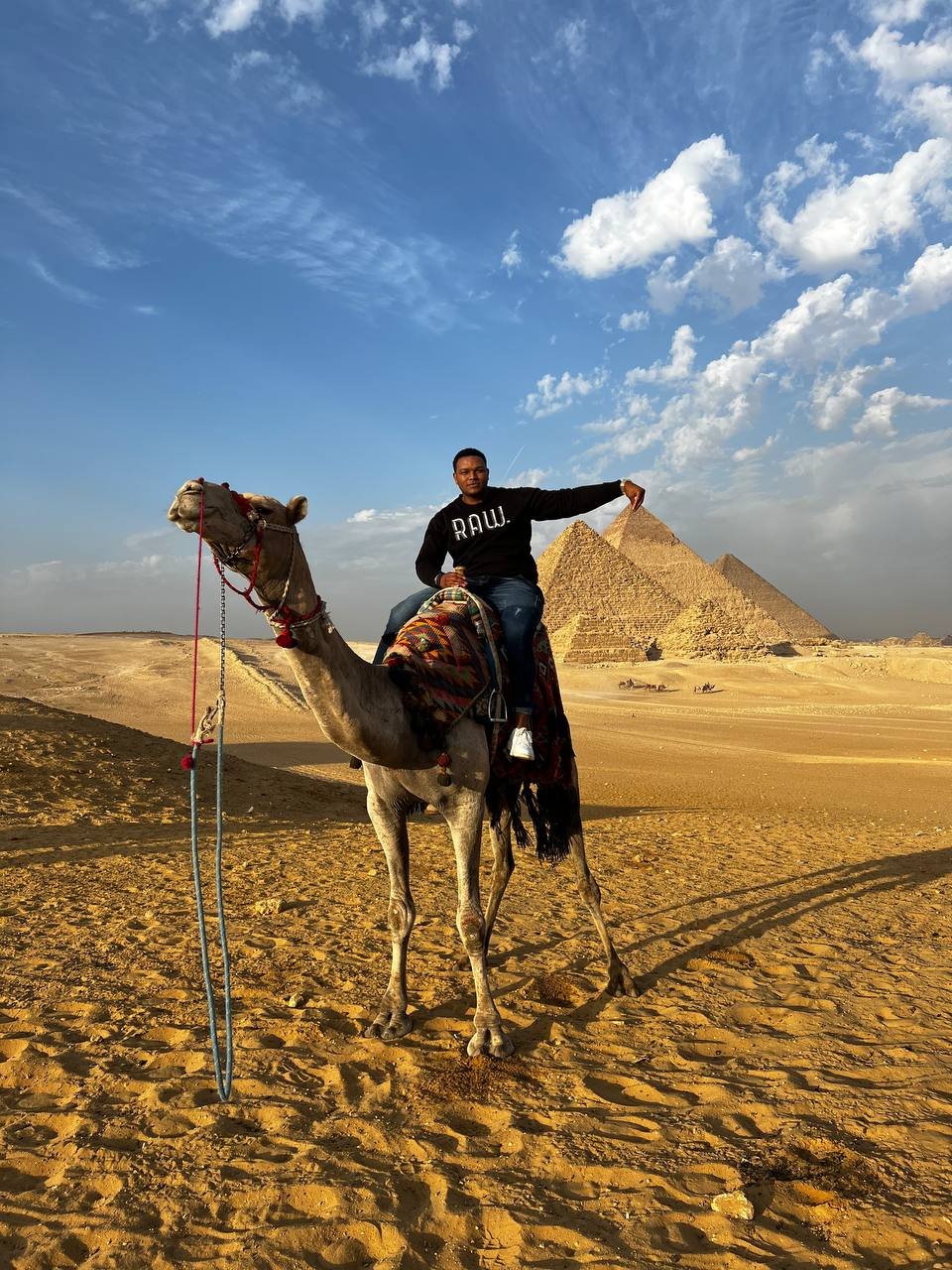 photo_5807895266211251975_y